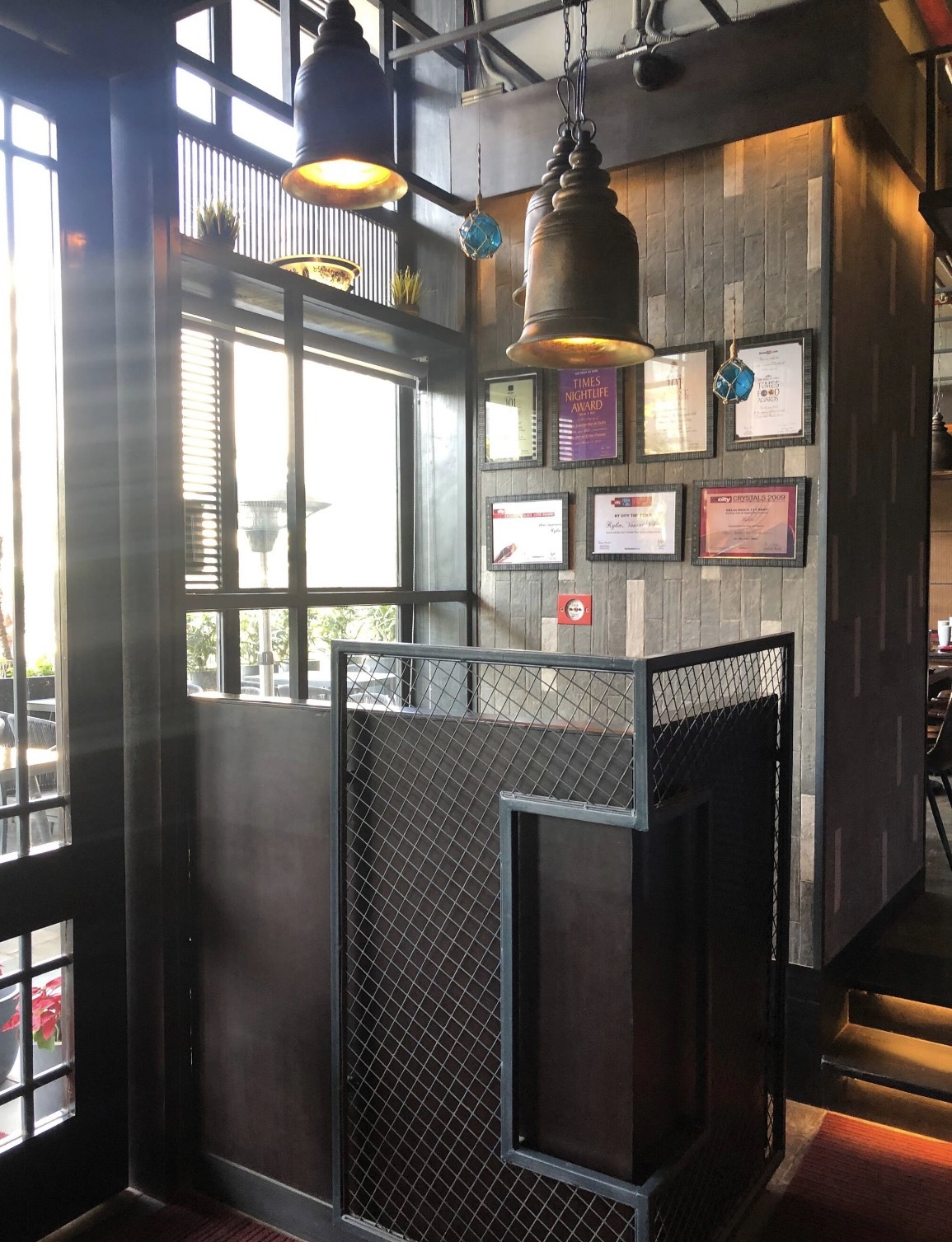 Aerocity bar counter