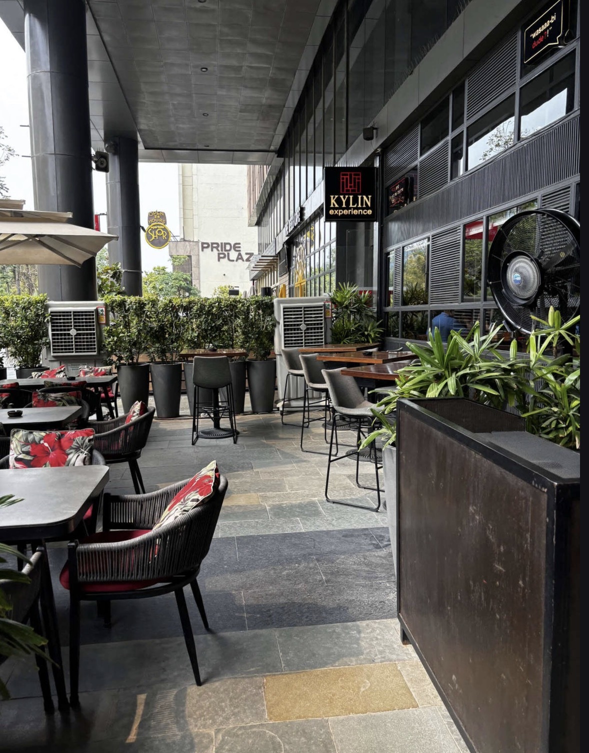 Aerocity lounge