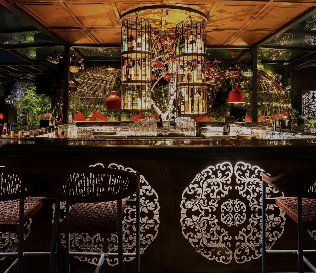 Skybar ambiance